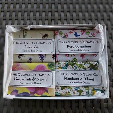 4 Bar Gift Set - Floral - image 1